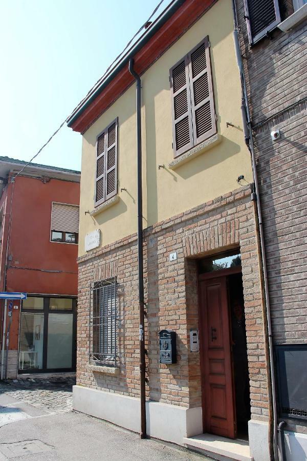 Via Di Roma 4 Apartment Ravenna Exterior photo